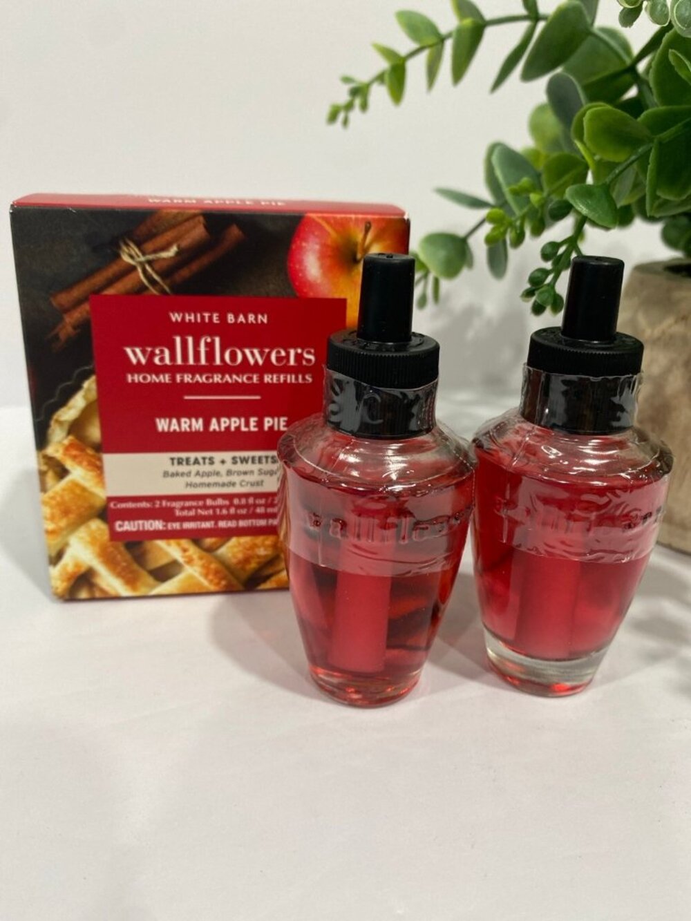 “Warm Apple Pie” Bath & Body Works New & Sealed Wallflowers